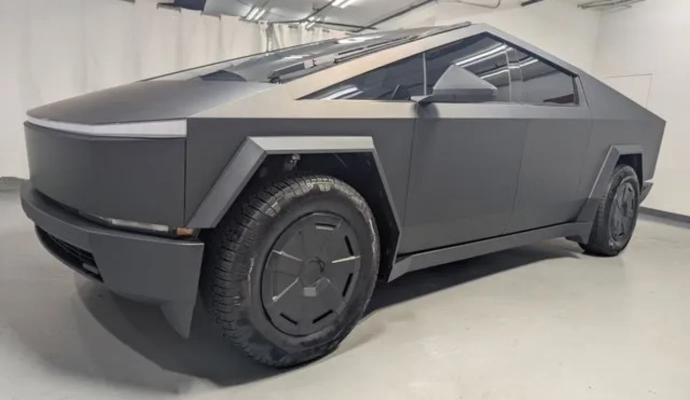 2024 Tesla Cybertruck Foundation